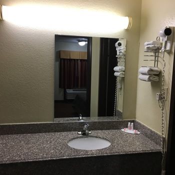 Hotel Super 8 Shawnee