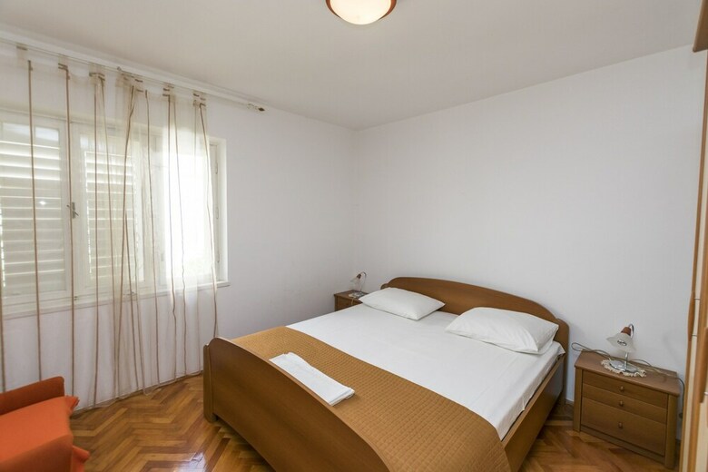 Apartment Tome