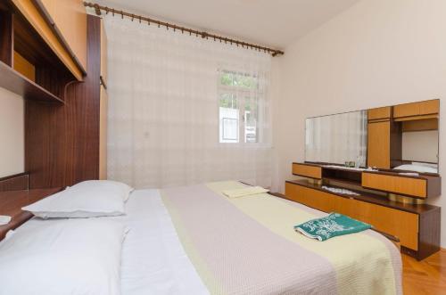 Apartment Jurin Eva
