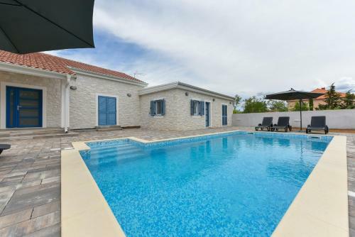 Villa Rose