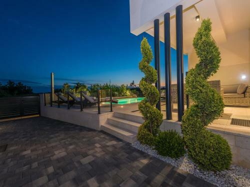 Villa Ana