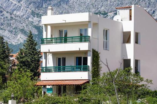 Apartment Promajna 2642a