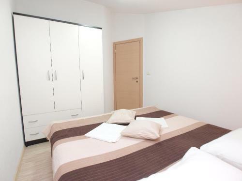Apartment Darko 1439