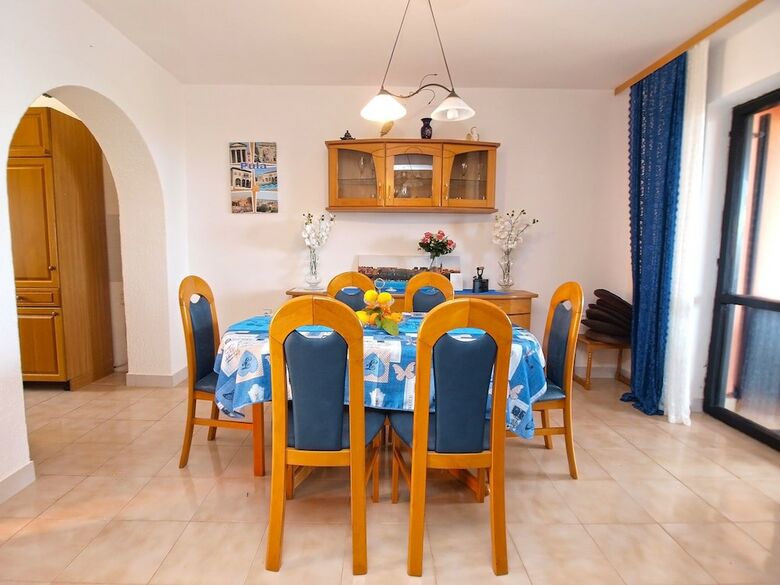 Apartments Ivan 65