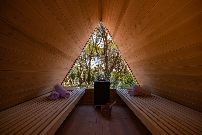 Arena One 99 Glamping