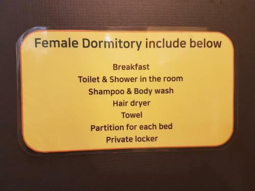 Hotel Yellow Brick 2