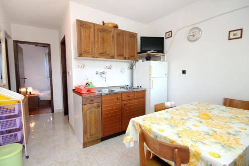 Apartments By The Sea Banjole (pula) - 3002