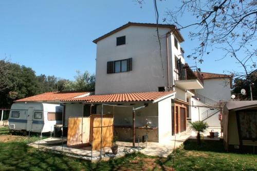 Apartments By The Sea Banjole (pula) - 3002