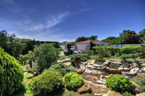 Apartments Karsiole