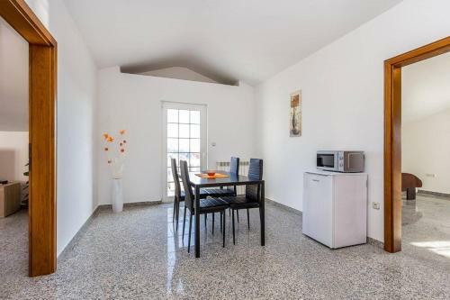 Apartments Ori