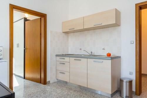 Apartments Ori