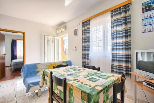 Apartment Premantura 7262a