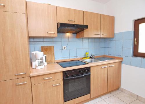 Apartments Jure 978