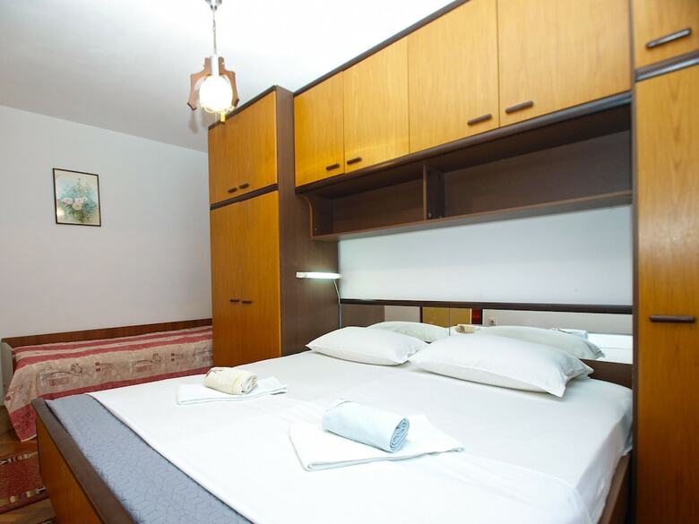 Apartments Branko 1348
