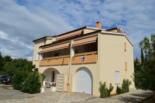 Apartment Punat 16307b