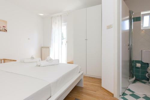 Apartamentos One4all - Delux