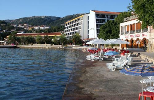 Apartments With A Parking Space Mundanije (rab) - 12242