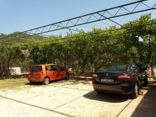 Apartments With A Parking Space Banjol (rab) - 14138