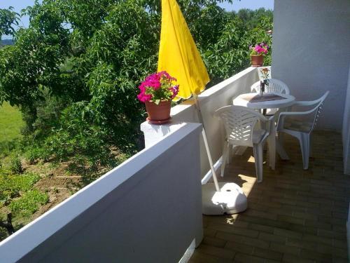Apartments With A Parking Space Banjol (Rab) - 15463