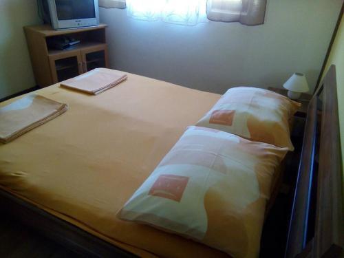 Apartments With A Parking Space Banjol (Rab) - 15463