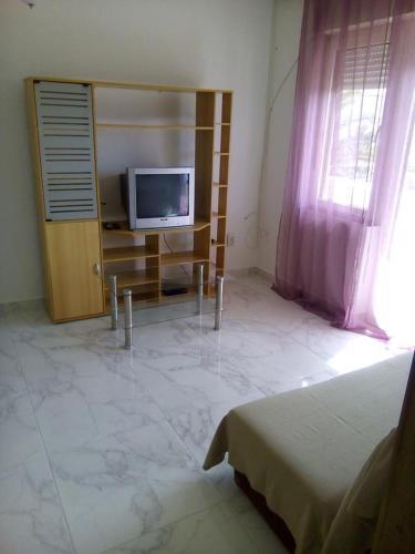 Apartments With A Parking Space Banjol (Rab) - 15463
