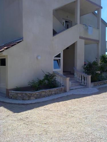 Apartments With A Parking Space Banjol (Rab) - 15463