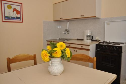 Apartments By The Sea Barbat (rab) - 14512