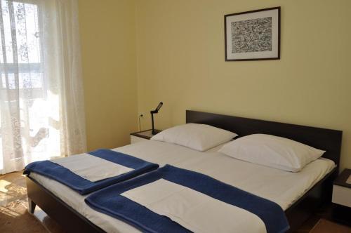 Apartments By The Sea Barbat (rab) - 14512