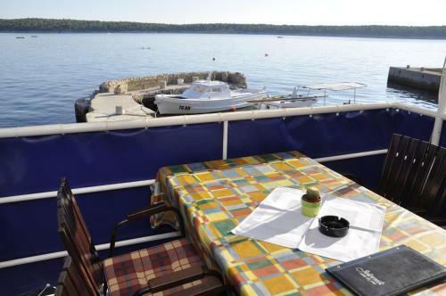 Apartments By The Sea Barbat (rab) - 14512