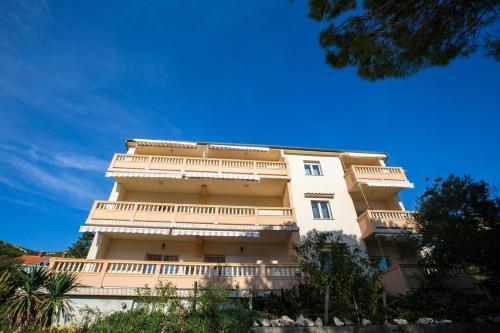 Apartment Barbat 16245b