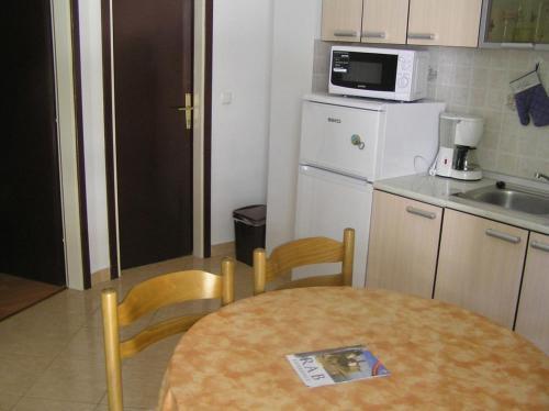 Apartment Supetarska Draga - Donja 15999b
