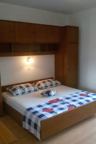 Apartments By The Sea Kampor (rab) - 12388
