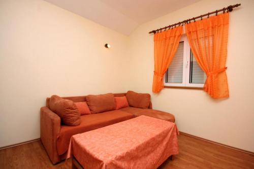 Apartments With A Parking Space Kampor (rab) - 5018