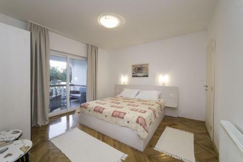 Apartment Kampor 15310a