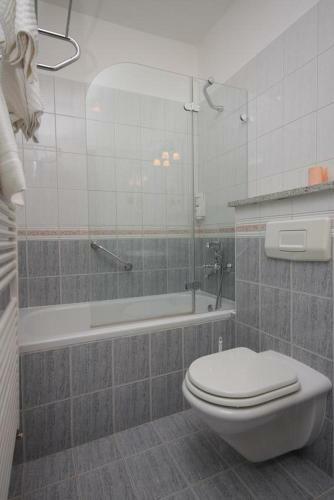 Hostal Twin Room Rabac 3016g