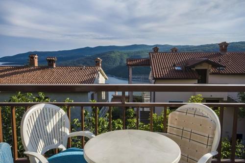 Apartments Rabac 828