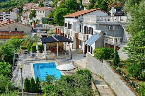 House Ratko 1260