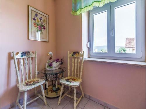 Two-bedroom Holiday Home In Selo Rakalj