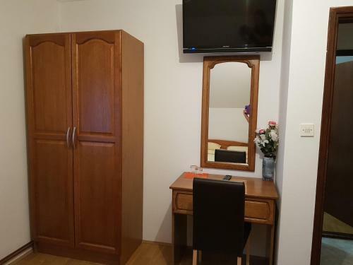 Hostal House Jure