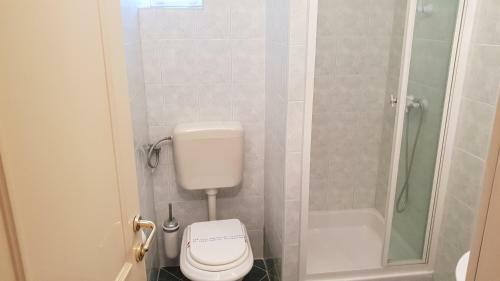 Hostal Double Room Rava 15880c