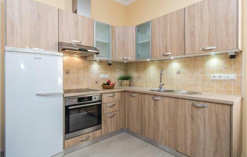Two-bedroom Apartment In Ravna Gora
