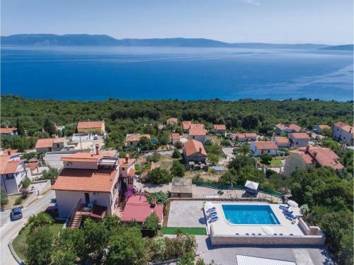 One-bedroom Apartment In Labin