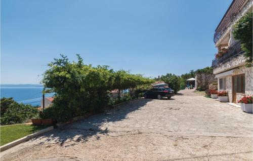 One-bedroom Apartment In Labin