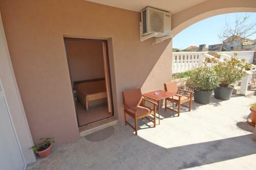 Apartments Njaco