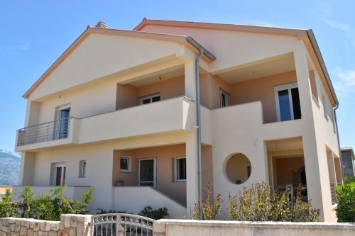Apartments Mino