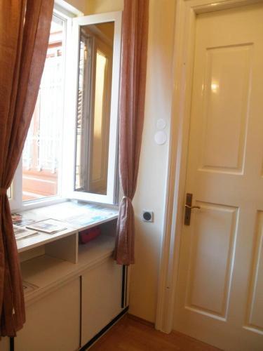 Apartments By The Sea Rijeka - 13293