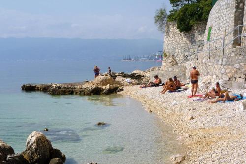 Apartments By The Sea Rijeka - 13293