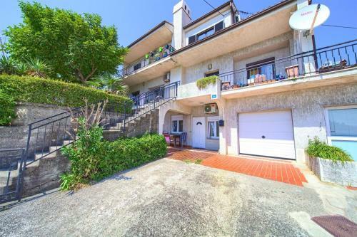 Apartment Rijeka 13976b