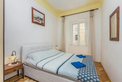 Apartments By The Sea Rijeka - 15592