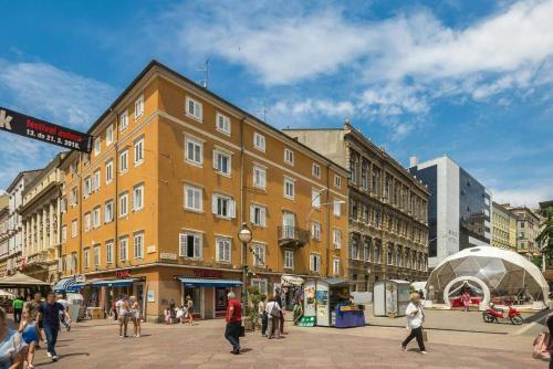 Apartments By The Sea Rijeka - 15592
